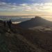 Cumbre del Kilimanjaro al amanecer